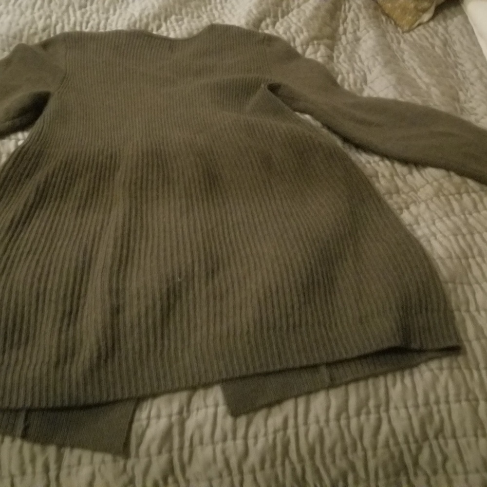 Vince Cashmere Sweater/Jacket - Picture 2 of 2